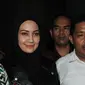 Model asal Manado, Fenny Steffy Burase seusai menjalani pemeriksaan di gedung KPK, Jakarta, Rabu (18/7). Steffy Burase diperiksa hampir 13 jam terkait kasus alokasi dana otonomi khusus (otsus) Aceh tahun anggaran 2018. (Merdeka.com/Dwi Narwoko)