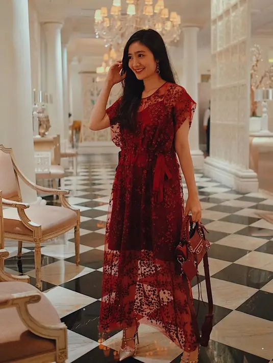 (Instagram/febbyrastanty)