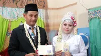 Vico Rahman si Mr Bean Indonesia menikah dengan wanita bernama Elisa. (Istimewa)