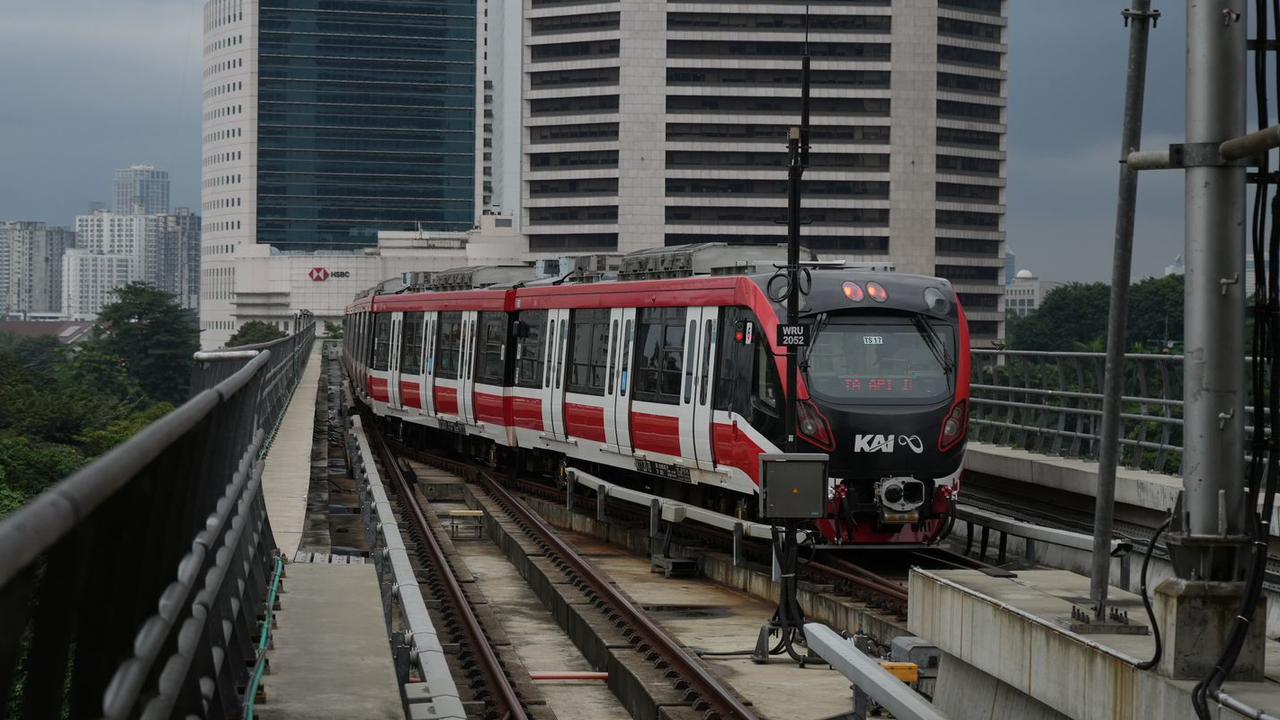 LRT Jabodebek Uji Coba Rangkaian Baru, Ini Jadwal dan Rute Terkini
