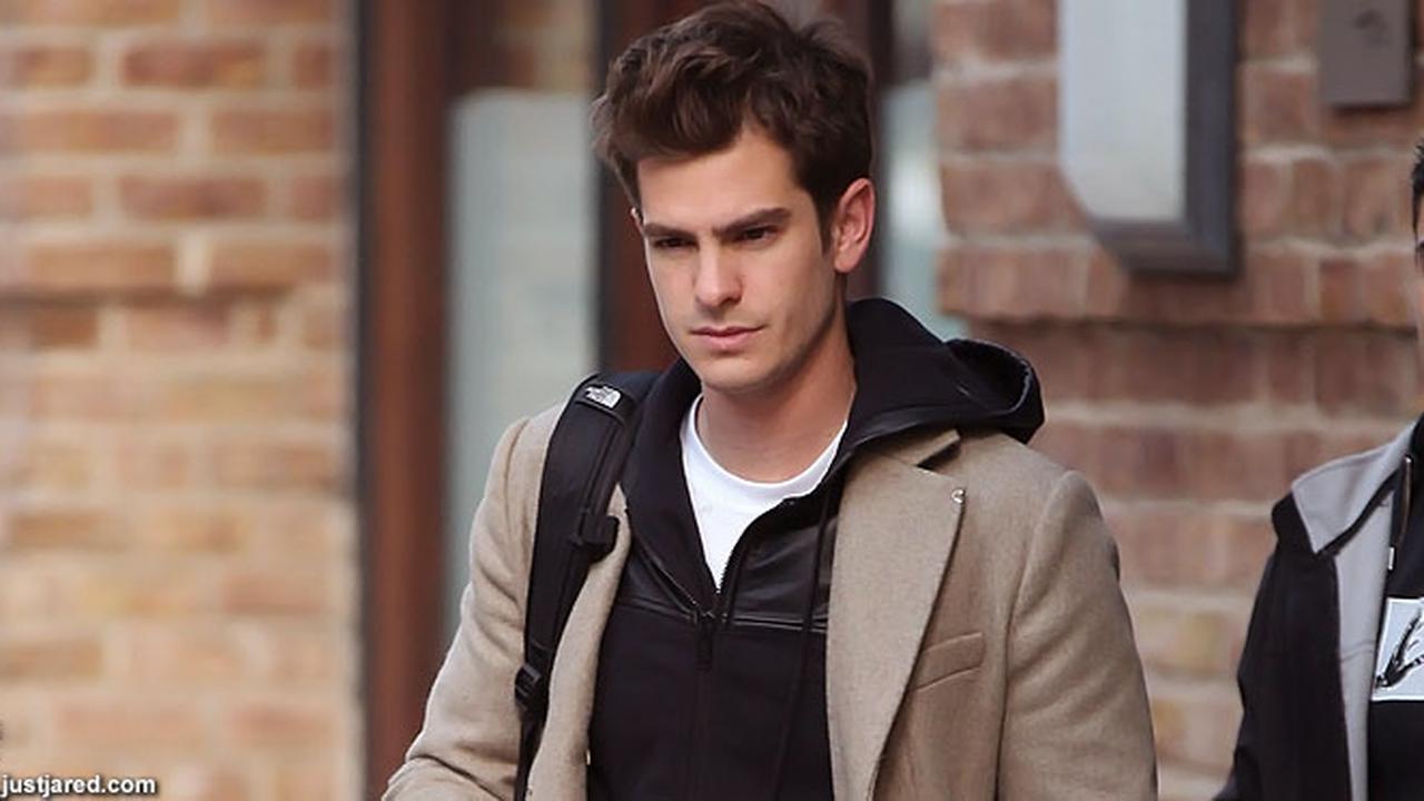 andrew-garfield-130711b.jpg