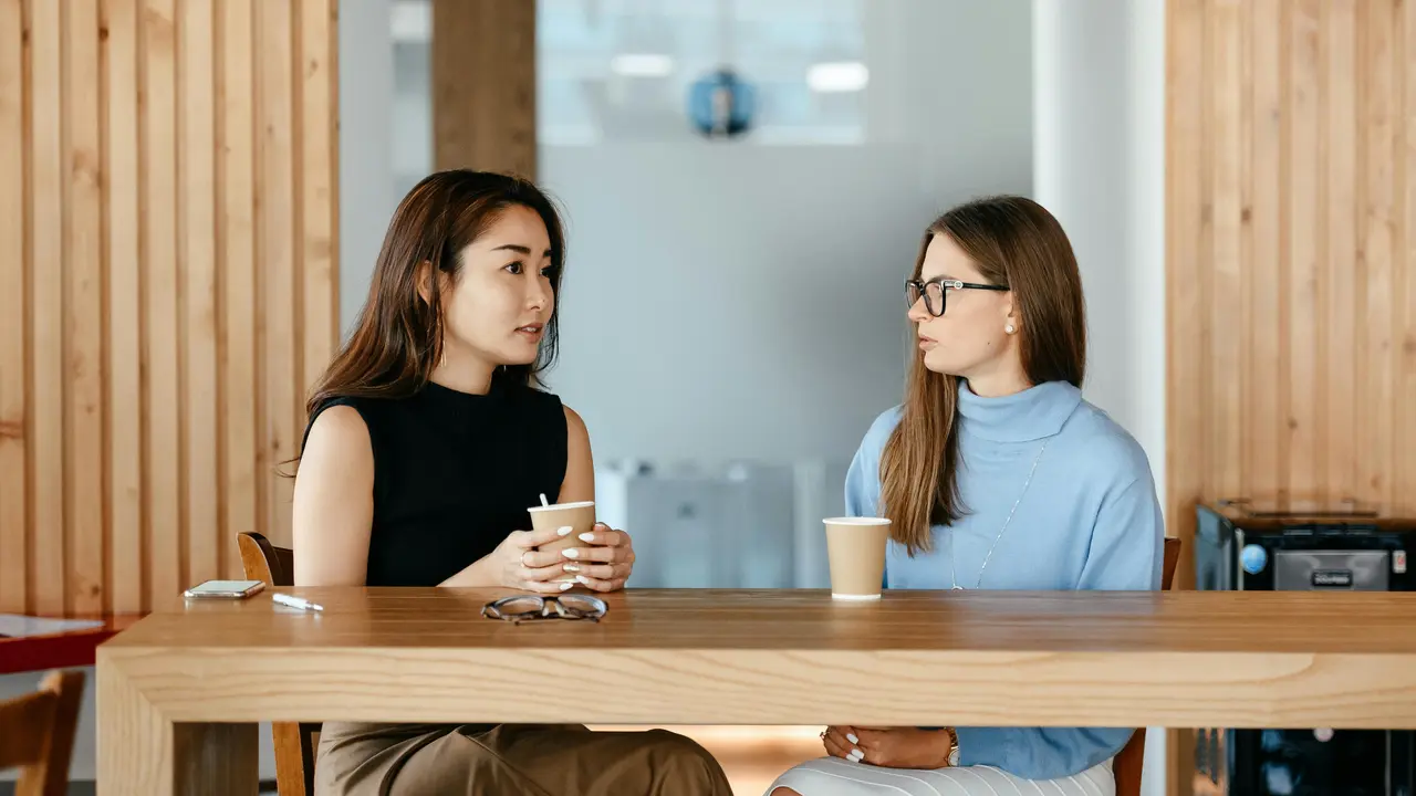 7 Tips Membangun Koneksi Pertemanan Agar Lebih Akrab dan Bermakna