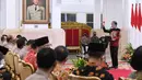 Presiden Joko Widodo memberikan  arahan kepada jajaran Kepolisian Negara Republik Indonesia (Polri), di Istana Negara, Jakarta, Jumat (14/10/2022). Pertemuan dihadiri oleh 559 personil Polri yang terdiri dari pejabat utama Mabes Polri, Kapolda, serta Kapolres.  (Foto: Lukas - Biro Pers Sekretariat Presiden)