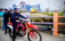 Menteri LH Hanif Faisol Nurofiq Turun Langsung Inspeksi Adipura di Bontang