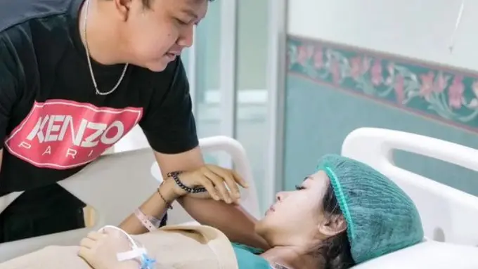 Potret Denny Caknan dan Bella Bonita (Sumber: Instagram/denny_caknan dan Instagram/rs.husadautama)