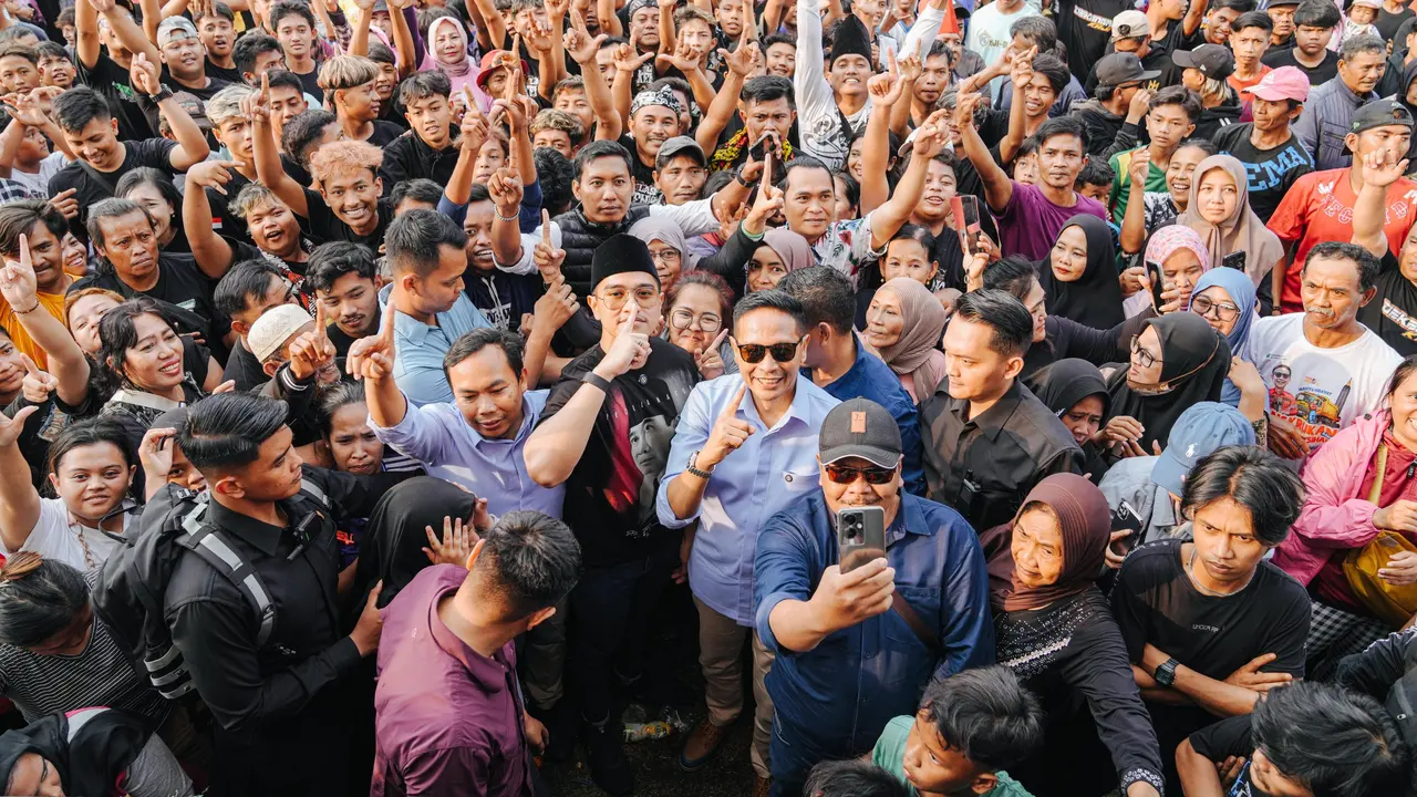 Ketua Umum Partai Solidaritas Indonesia (PSI), Kaesang Pengarep menghadiri acara Pesta Rakyat di Kota Malang.