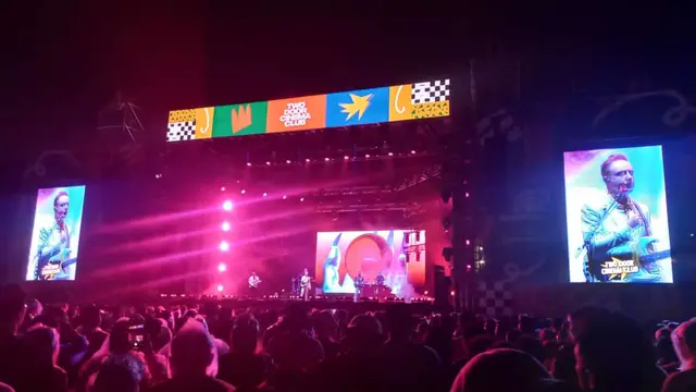 Two Door Cinema Club di Everblast Festival 2024