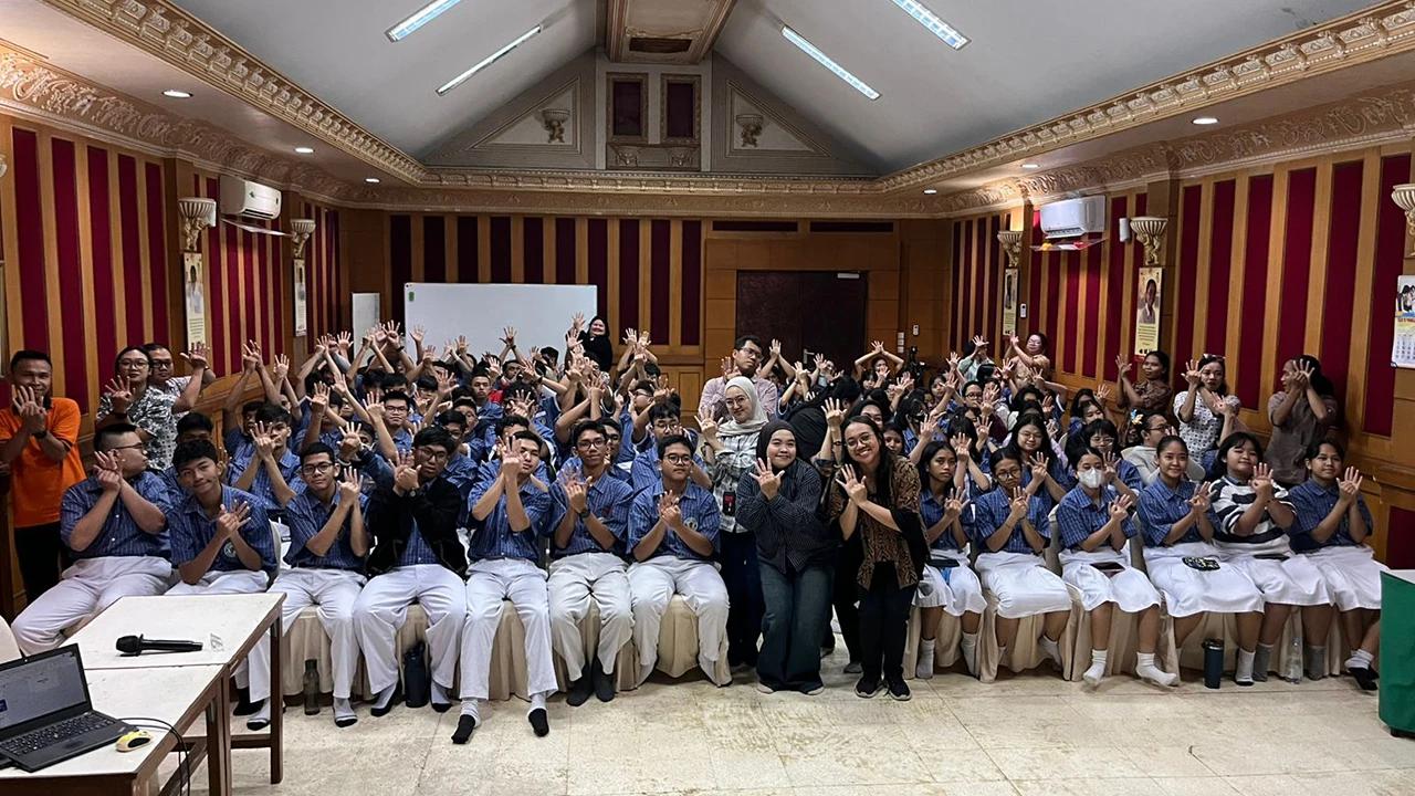 CyberHeroes Telkom Ajak 420 Siswa Melek Keamanan Digital Sejak Dini