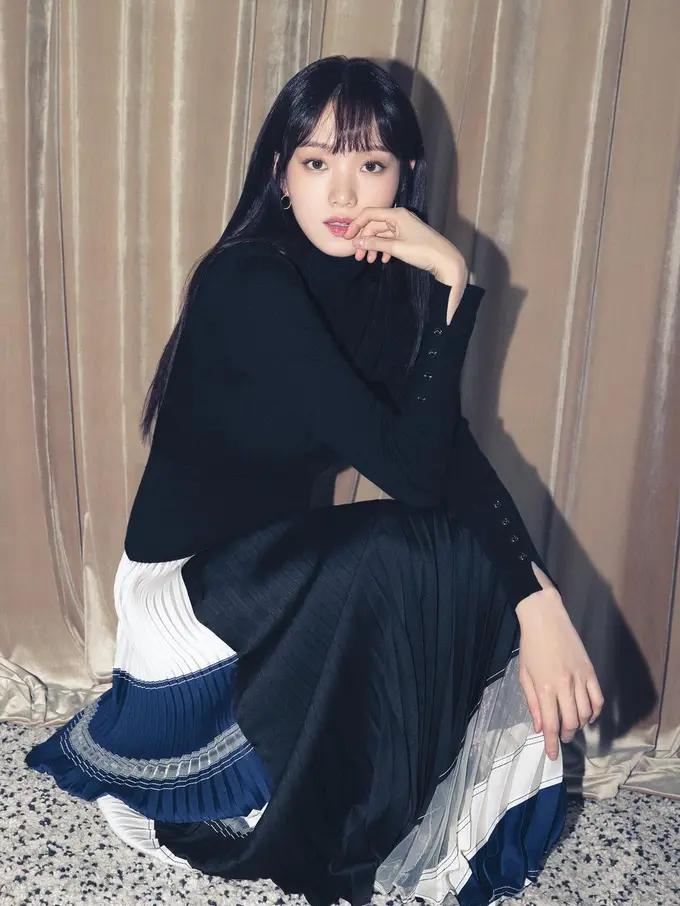 Lee Sung Kyung (Foto: Instagram/heybiblee)