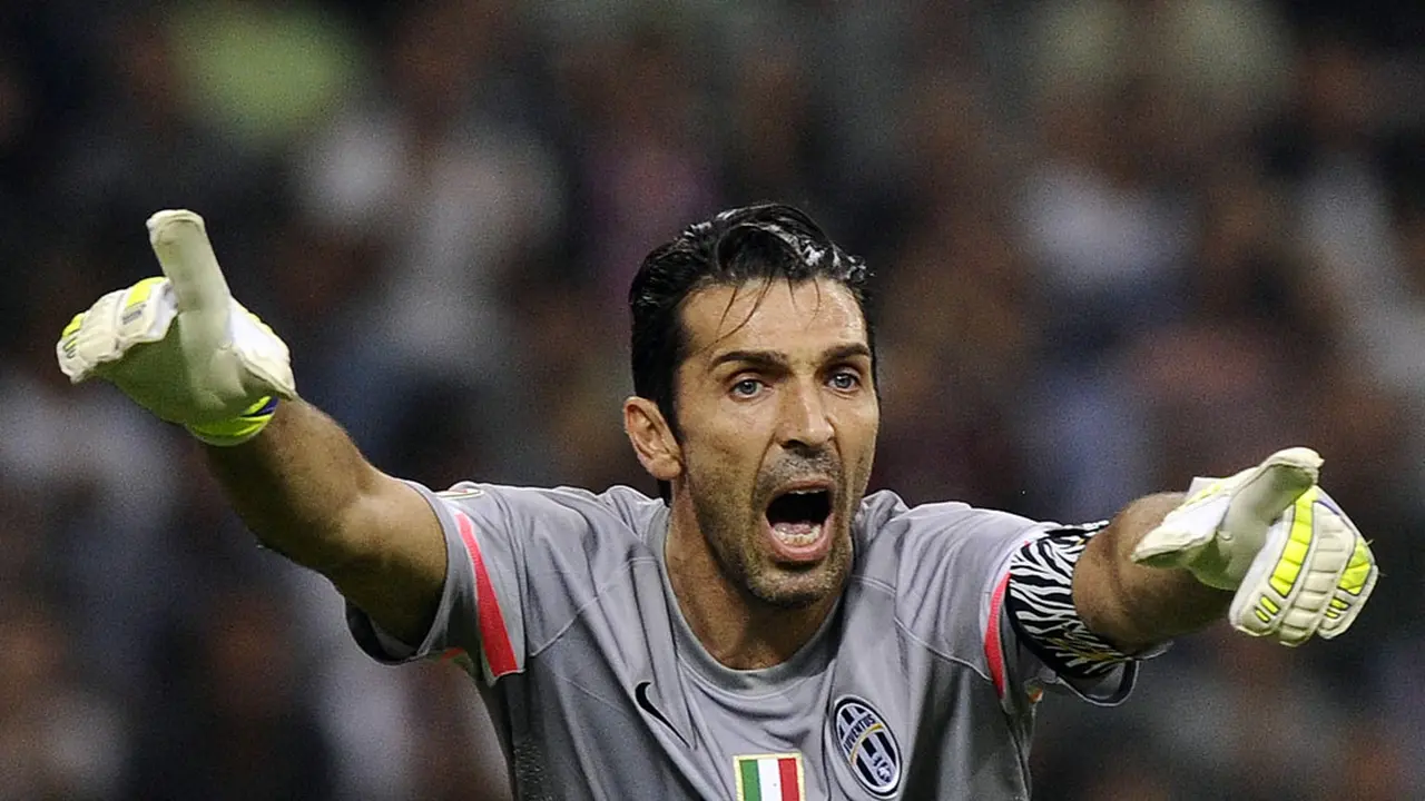 Tevez Permalukan AC Milan
