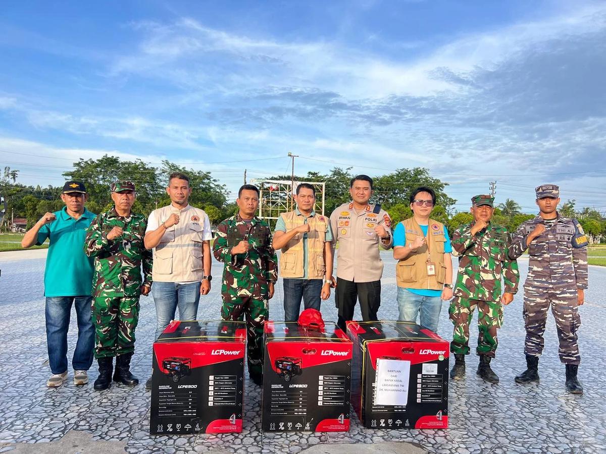TNI AL Kirim 3 Genset ke RSUD Kabupaten Aceh Timur