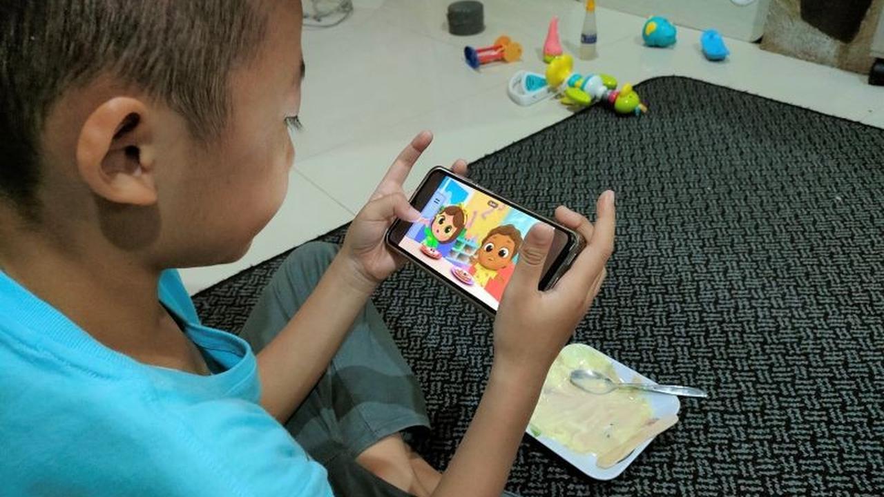 Strategi Efektif Mengatasi Anak Tantrum Gawai: Batasi Penggunaan dan Ajak Aktivitas Fisik