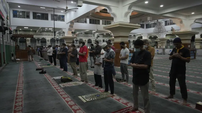 Protokol Kesehatan di Masjid Agung Al Azhar