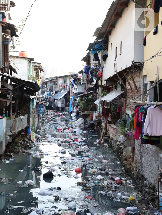 Tingkat kemiskinan ini naik tipis dari Maret 2022 (9,54 persen) tetapi lebih rendah dibanding tingkat kemiskinan pada September 2021 (9,71 persen). (Liputan6.com/Angga Yuniar)