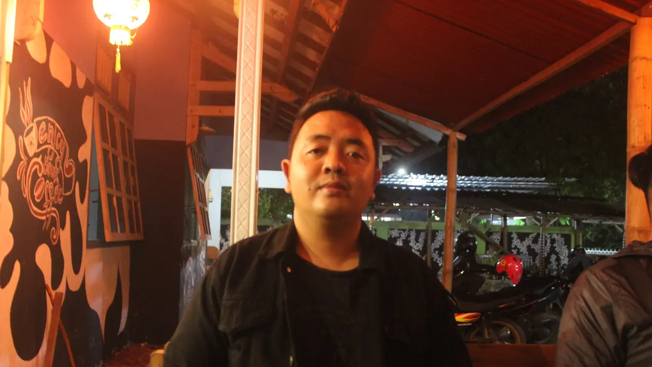 Muhammad Tri Siswanto, Kepala Dusun Temuwoh, Desa Talokwohmojo, Kecamatan Ngawen, Kabupaten Blora, yang baru dilantik. (Ahmad Adirin/ Liputan6.com)