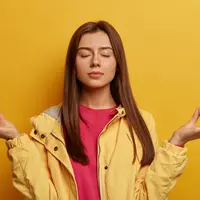 Ilustrasi Calm Girl Credit: shutterstock.com