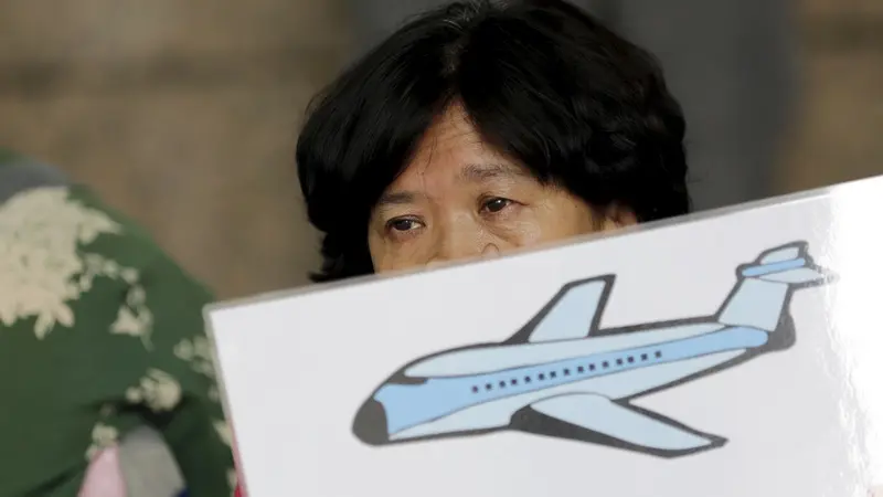 20150806-Puing MH370 Terkonfirmasi, Keluarga Minta Pencarian Dilanjutkan-China