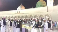 Menabung 3 Tahun, Bos Hadiahi 27 Pekerja Umrah