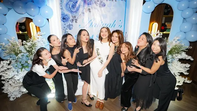 Banjir Visual, 6 Beda Gaya Bridesmaid dan Groomsmen Aaliyah Massaid-Thariq Halilintar di Pesta Pra-Nikah