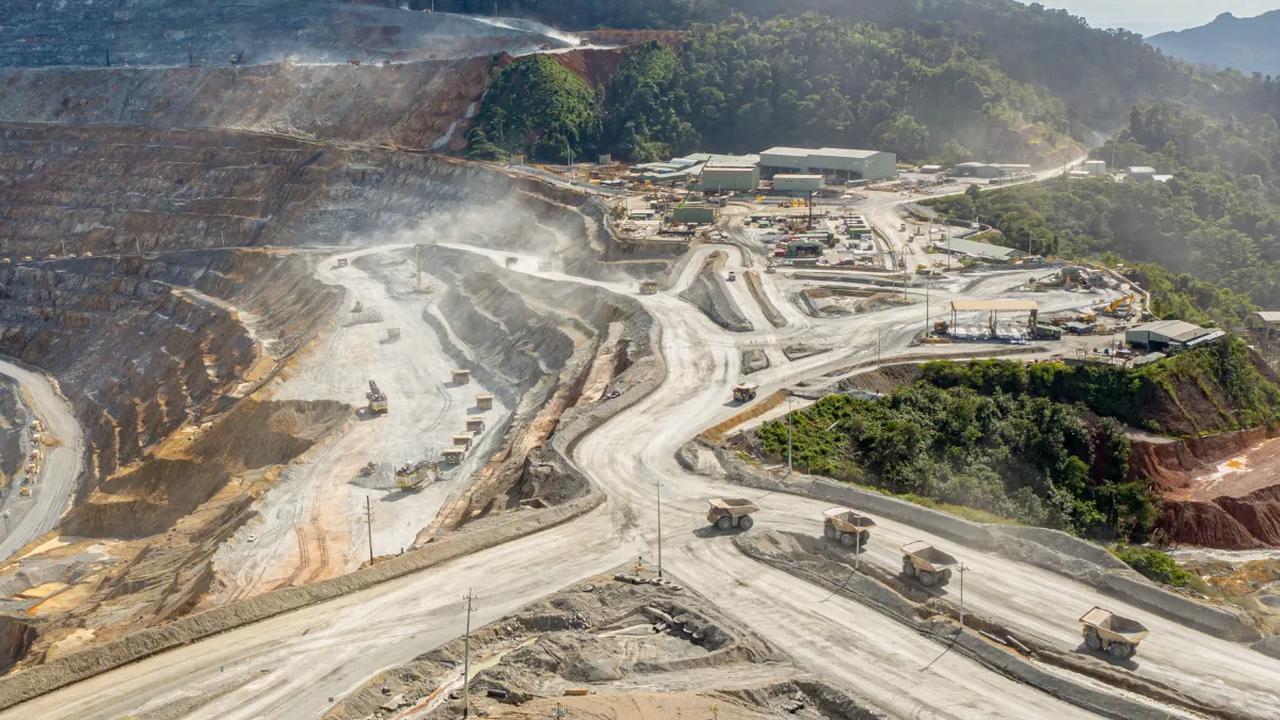 "Pertumbuhan ini terutama terjadi di Australia, dibantu oleh cuaca yang lebih kering di Indonesia dan peningkatan jumlah kontrak baru di Australia," kata Dian.