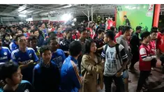 Nonton bareng Liputan6.com bersama suporter Arsenal dan Chelsea berlangsung meriah. 