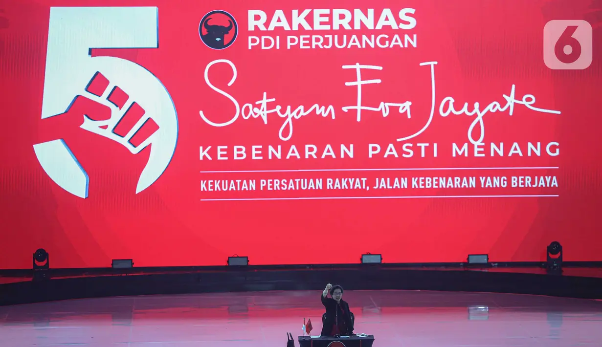 Nyalakan Obor Api Abadi, Megawati Soekarnoputri Buka Rakernas V PDIP ...