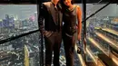 Mereka merayakan ulang tahun Angga Yunanda di restoran mewah dengan sangat romantis. Di momen tersebut, mereka tampil kompak memakai pakaian serba hitam. [Instagram/anggayunanda]