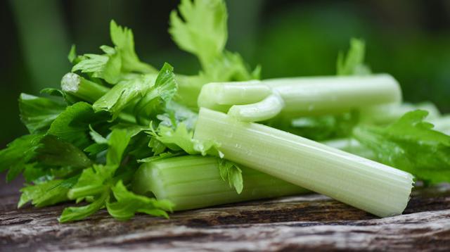 Ilustrasi Daun Seledri Credit: pexels.com/pixabay