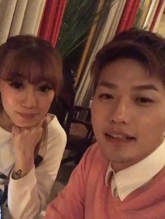 Sejak awal pernikahan mereka memangbanyak yang berasumsi bahwa Moa telah hamil sebelum menikah dengan Lee Jeong Hoon. Bahkan belum lama ini, sang suami mengunggah video yang mengisyaratkan istrinya sedang hamil. (Instagram/leejeonghoon)