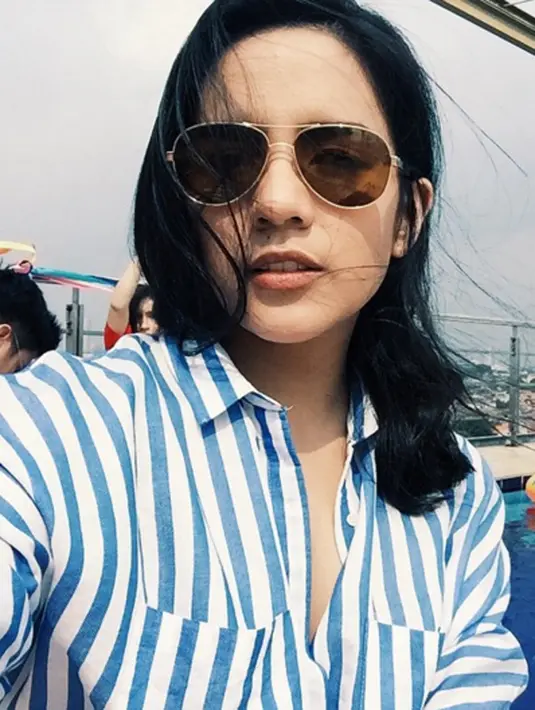 Angel terlahir memiliki bakat vokal yang luar biasa, kedua orangtuanya pun menyekolahkan Angel di Elfa Secioria Music School. (viainstagram@angelpieters/Bintang.com)