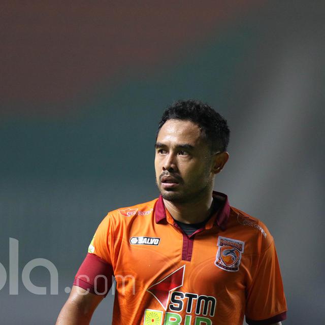 Putuskan Pensiun Ponaryo Astaman Pilih Banting Setir Menjadi Bola Liputan6 Com