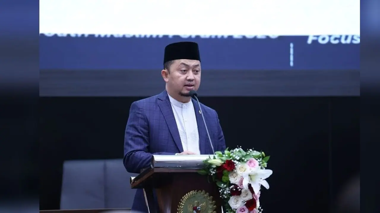 Ketua DPR , Syahrul Aidi Maazat