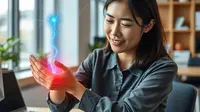 7 Penyebab Tangan Sering Kesemutan: Gejala, Diagnosis, dan Penanganan