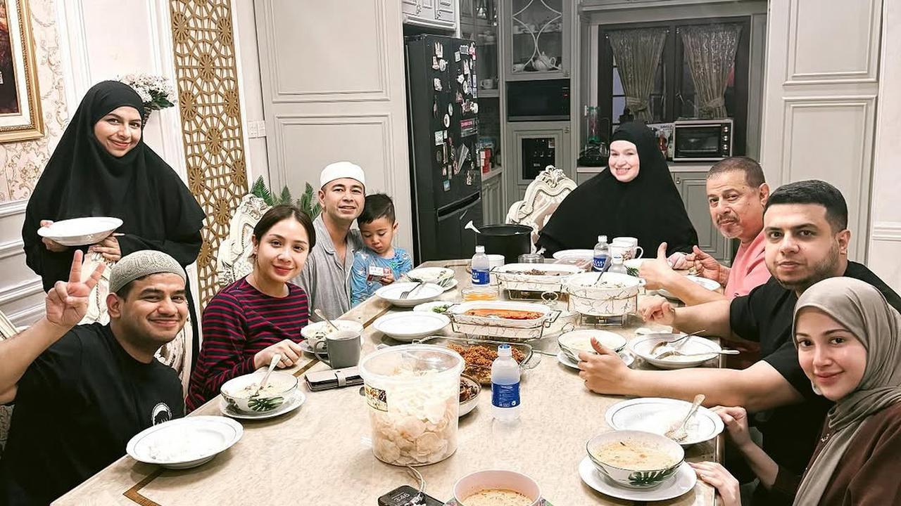Momen Raffi Ahmad dan Nagita Slavina Ikut Sahur di Rumah Fadil Jaidi