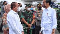 Gubernur Sumut, Edy Rahmayadi, sambut kedatangan Presiden Jokowi di Pangkalan Udara Soewondo, Kota Medan, Selasa (5/7/2022)
