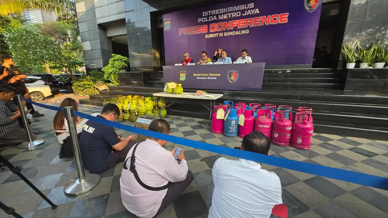 Kepolisian Republik Indonesia (Polri) menindak kasus penyalahgunaan LPG 3kg atau LPG subsidi yang terjadi di Indonesia.