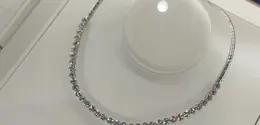 Salah satu perhiasaan High Jewelry di Mondial Plaza Indonesia. [Anisha/Fimela]