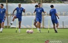 Persib Bandung Sesuaikan Jadwal Latihan Malam Ramadan, Jaga Performa Puncak