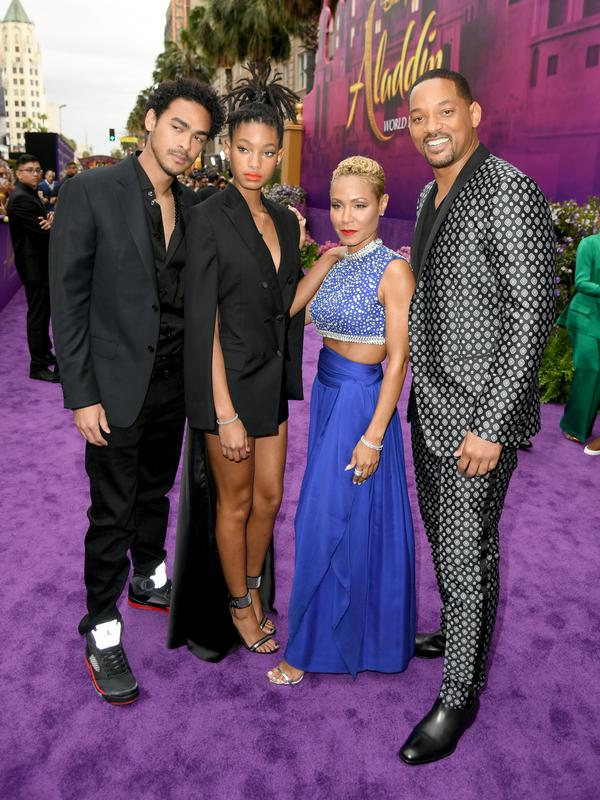 Keluarga Will Smith di karpet merah premier Aladdin di El Capitan Theater, Los Angeles, California, Amerika Serikat, 21 Mei 2019. (KEVIN WINTER / GETTY IMAGES NORTH AMERICA / AFP)