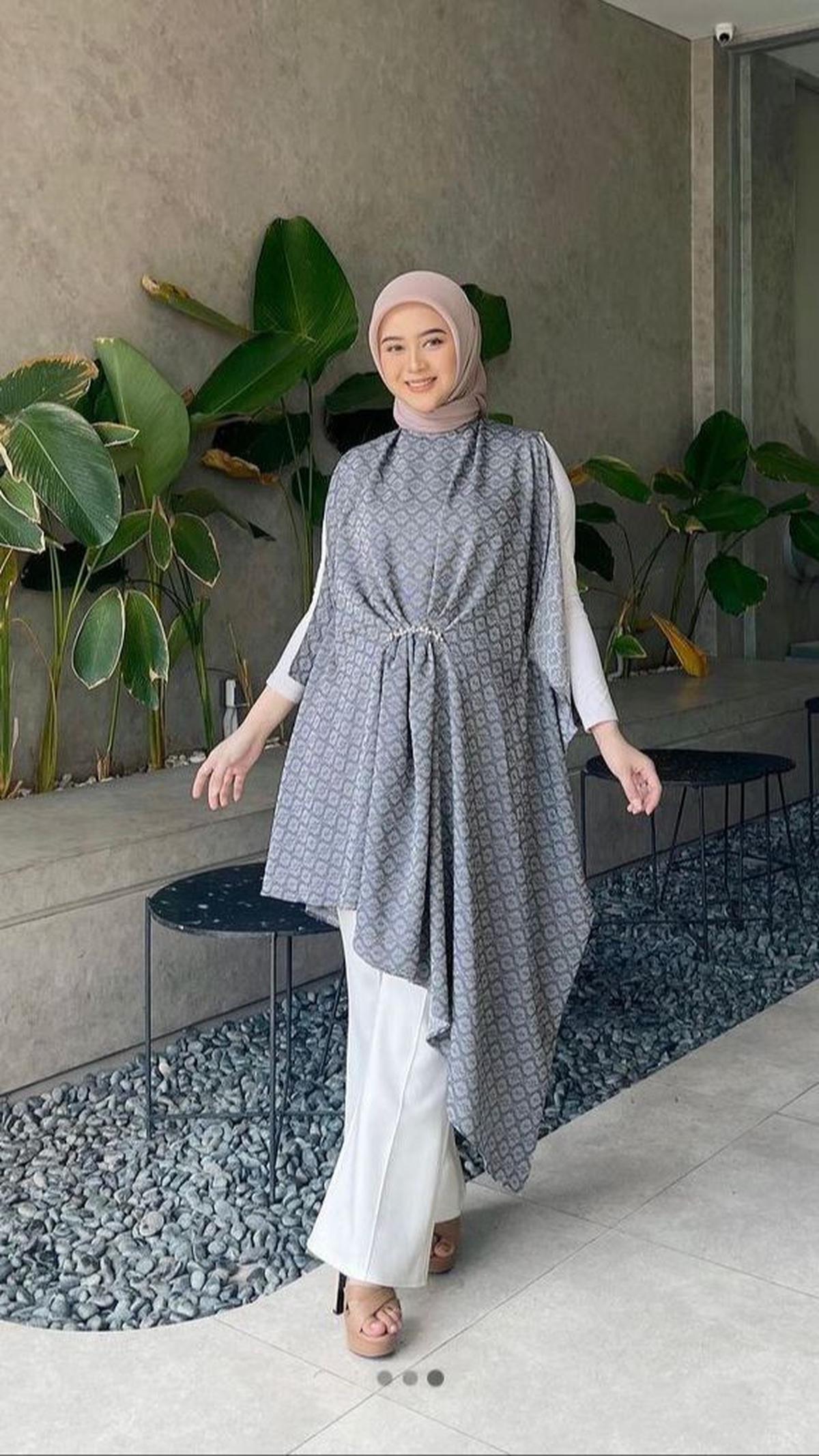 2. Alifhia Fitri