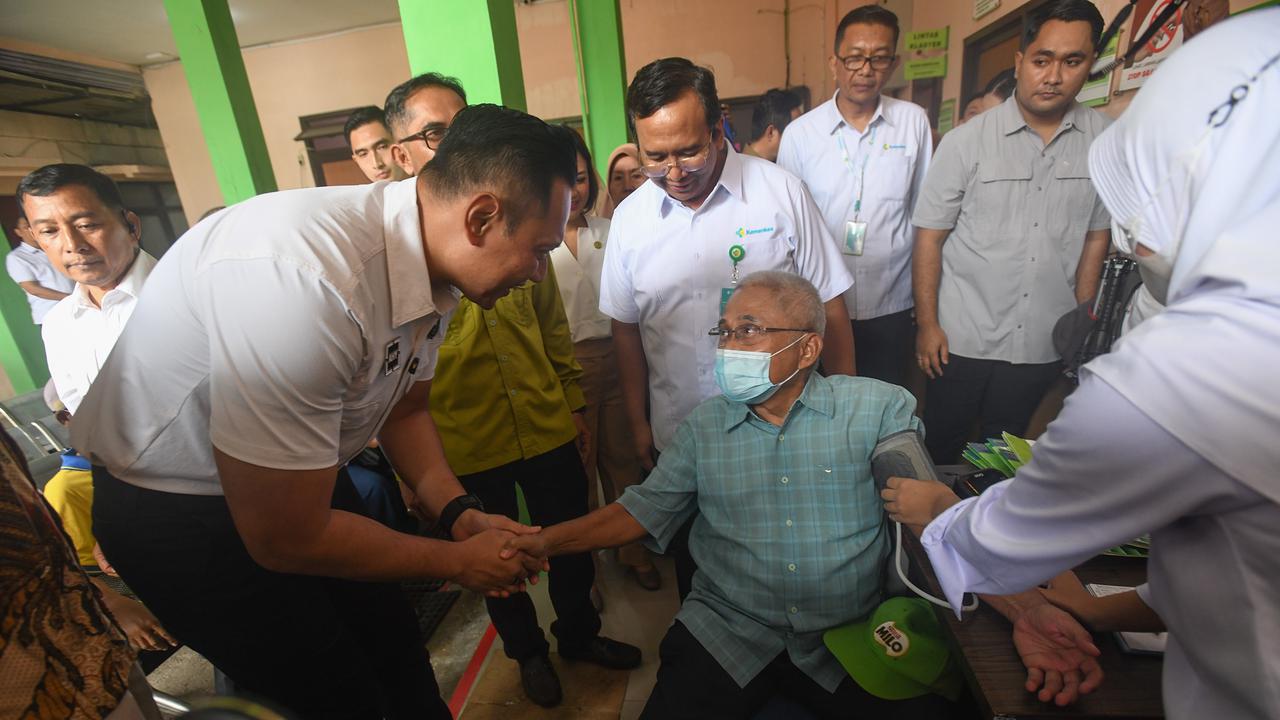 AHY tinjau program cek kesehatan gratis untuk warga berulang tahun