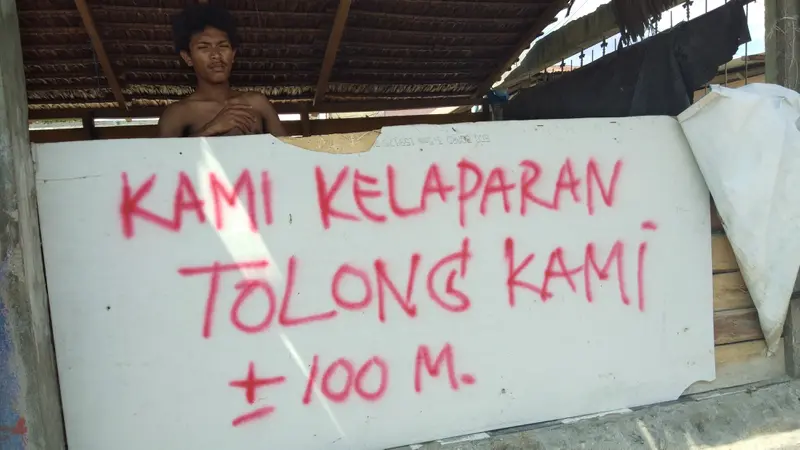 Korban gempa-tsunami Palu dan Donggala, Sulawesi Tengah menuliskan kalimat harapan dan permintaan di sejumlah tempat.