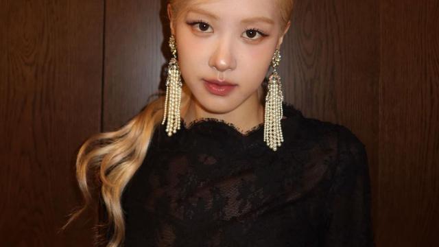 Profil Lengkap Rose BLACKPINK, dari Awal Karier hingga Kesuksesan Terbaru Lewat Lagu APT. (credit: instagram/@roses_are_rosie)