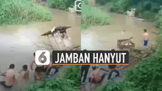 Kejadian apes dialami oleh seorang pemuda yang berada di dalam jamban tersebut. Karena jamban hanyut saat sedang digunakan.
