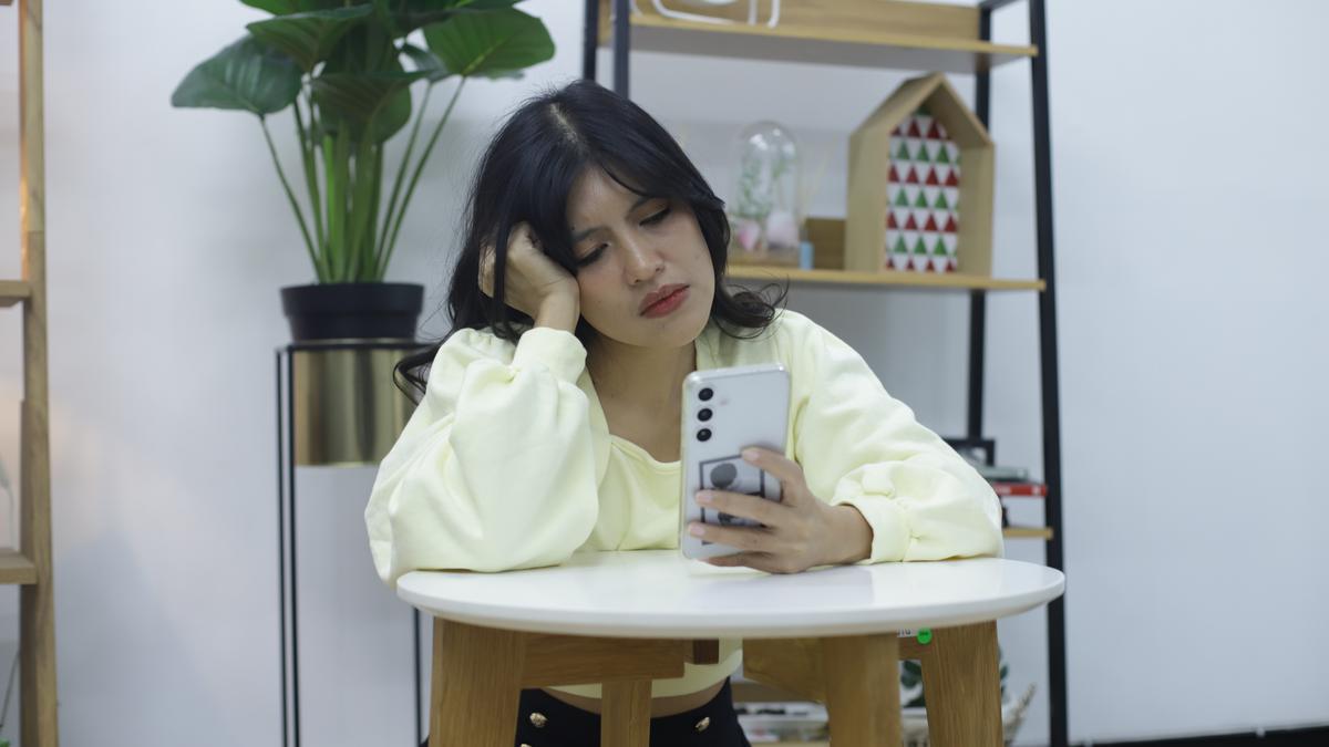 7 Tanda Orang Sombong yang Sebenarnya Rapuh dan Tak Bahagia