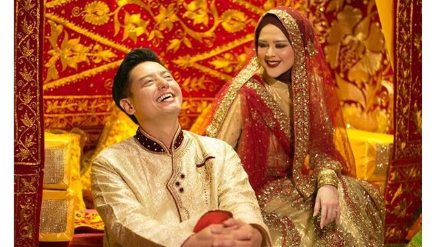 6 Potret Cut Meyriska dan Roger Danuarta Jalani Tradisi Khas Aceh