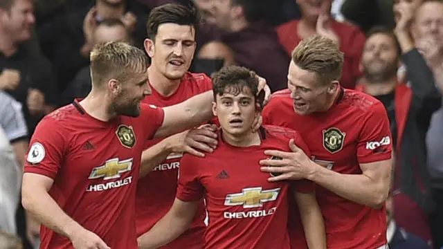 Foto: Daftar Pemain Manchester United yang Jadi Tumbal Kedatangan Cristiano Ronaldo