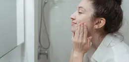 Air dengan kandungan mineral tinggi atau hard water dapat menjadi salah satu faktor yang perlu diperhatikan dalam menjaga skin barrier. (Foto/Dok: Pixels)
