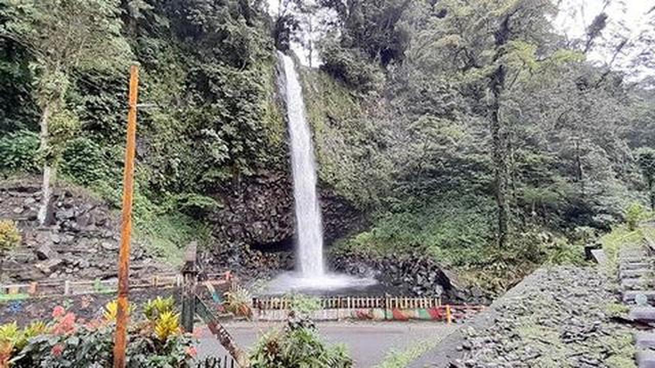 Kemolekan Lembah Anai Sebelum Dilanda Longsor dan Banjir