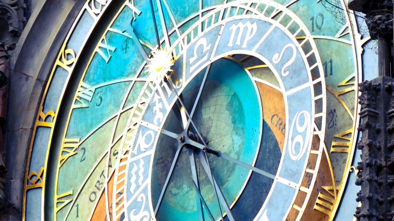 Mengapa Astrologi Dulu Dipercaya Namun Kini Dianggap Pseudoscience?